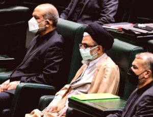 İsrail’den İran İstihbarat Bakanı’na Hava Saldırısı İddiası