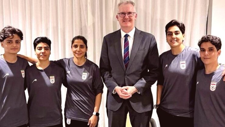 İranlı 5 Kadın Futbolcuya Avustralya’dan İltica Hakkı