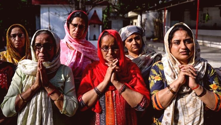 Hindistan’da Dev Nüfus Sayımı Başlıyor: Bir Yıl Sürecek, 1.4 Milyar Nüfus Kaydedilecek
