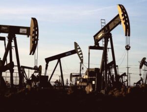 Trump’tan Savaş İhtimalini Azaltan Mesaj: Petrol Fiyatları Düştü