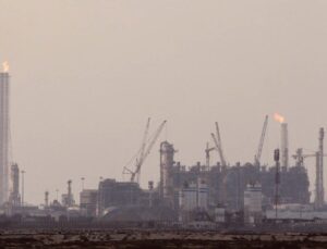 İran-ABD Geriliminde Enerji Piyasaları Dalgalanıyor: Doğalgaz Fiyatları Rekor Seviyelere Yaklaştı