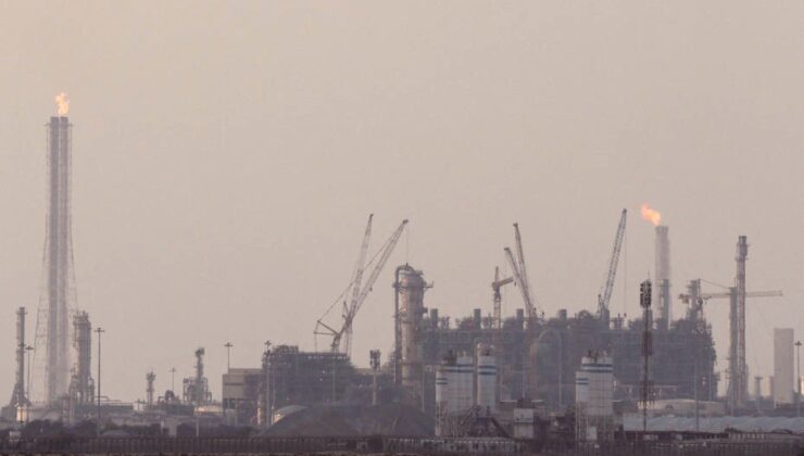 İran-ABD Geriliminde Enerji Piyasaları Dalgalanıyor: Doğalgaz Fiyatları Rekor Seviyelere Yaklaştı