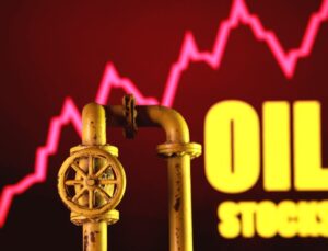 İran-ABD-İsrail Çatışması Enerji Piyasalarını Sarsıyor: Petrol Fiyatlarında Rekor Yükseliş