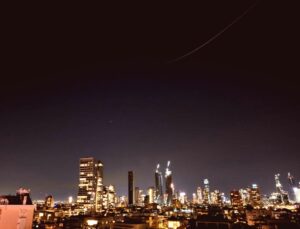 İran’dan Tel Aviv’e Füze Atışları NTV’de Canlı Yayınlandı