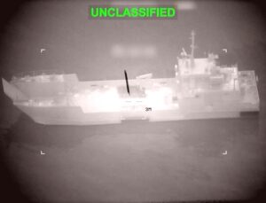 Hürmüz Boğazı’nda Gerilim Tırmanıyor: 16 Tanker Hedef Alındı, Deniz Trafiği Durma Noktasında