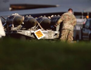 İran Çatışmalarında ABD Askeri Kayıpları Artıyor: 200 Yaralı