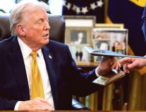 Trump’tan Küba’ya Sert Mesaj: “Özgürleştireceğim ya da Ele Geçireceğim”