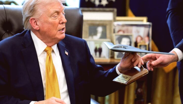Trump’tan Küba’ya Sert Mesaj: “Özgürleştireceğim ya da Ele Geçireceğim”