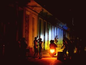 Küba’da 6 Büyüklüğünde Deprem ve Kapsamlı Elektrik Kesintisi: Enerji Krizi Derinleşiyor