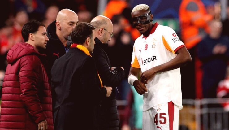 Galatasaraylı Yıldız Osimhen Liverpool Maçında Sakatlandı