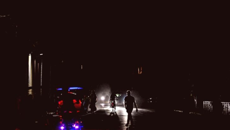 Küba’da 10 Milyon Kişi Yine Elektriksiz Kaldı: ABD Ambargosu Enerji Krizini Derinleştiriyor