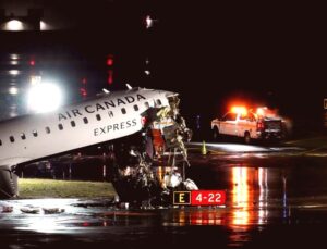 LaGuardia’da İniş Kabusu: İhmal Zinciri İki Pilota Mal Oldu