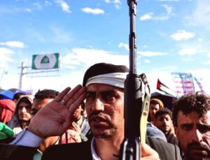 Yemen Husileri İsrail’e İlk Füze Saldırısını Gerçekleştirdi