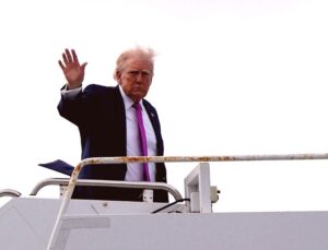 Trump, Hürmüz Kapalı Kalsa Bile İran Çıkış Yolu Arıyor