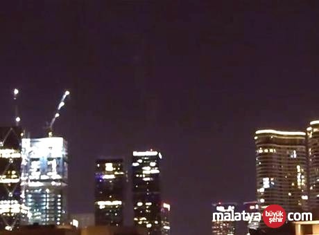 İran Füzelerine Karşı İsrail Hava Savunması Devrede, Tel Aviv’de Patlamalar