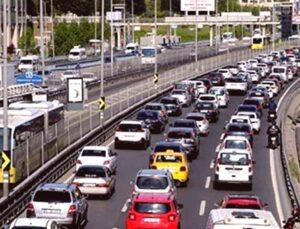 Trafikte Hız Cezaları Yeniden Düzenlendi: Yeni Dönem Başlıyor