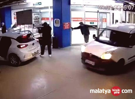 Kuyumcukent’te Dehşet Anları: 20 Milyon Lira Uzun Namlulu Silahla Soyuldu