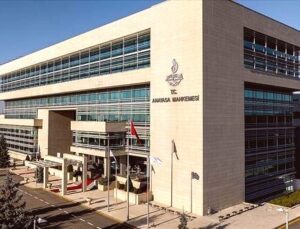 Anayasa Mahkemesi’nden Sağlık Çalışanları İçin Dönüm Noktası: Nöbet Ücret Sınırı Kalktı