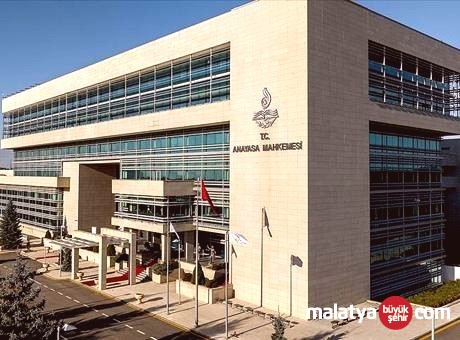 Anayasa Mahkemesi’nden Sağlık Çalışanları İçin Dönüm Noktası: Nöbet Ücret Sınırı Kalktı