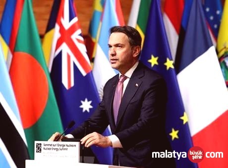 Bakan Bayraktar: Enerji Bağımlılığı ve Nükleer Vizyon Paris’te Masaya Yatırıldı