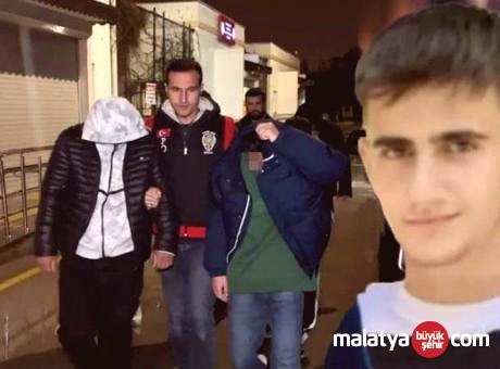 Sigara İsteği Cinayetle Sonuçlandı: 1 Genç Hayatını Kaybetti, 2 Kardeşi Yaralandı