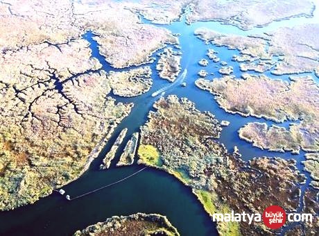 Muğla’nın Gizemli Labirenti: Dalyan Kanalı Havadan Büyülüyor