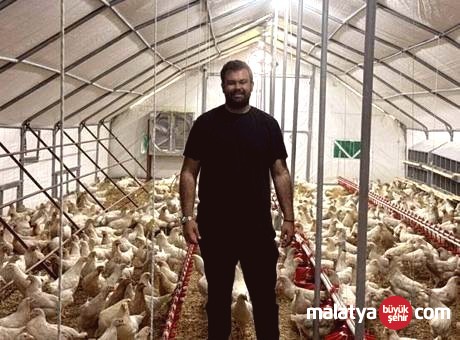 Otomobilini Satıp Hayalini Kurduğu Tavuk Çiftliğini Kurdu