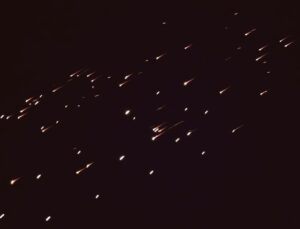 İran’dan İsrail’e Füze Saldırısı: Tel Aviv’de Can Kaybı ve Hasar