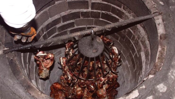 Uykudan Feragat Ettiren Lezzet Büryan: Ramazan Sofralarının Gözdesi