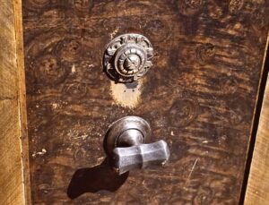 1930’lardan Günümüze Ulaşan Tarihi Kasa Elazığ Kent Müzesi’nde Sergileniyor