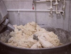 Sakarya’nın Ramazan Klasiği: Sadece Şekliyle Farklılaşan Halka Pide Sahur Sofralarının Gözdesi