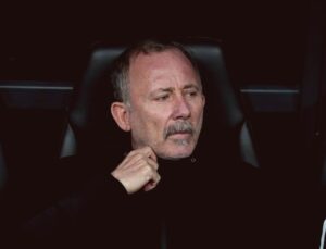 Sergen Yalçın’dan Kasımpaşa Maçı Sonrası Açıklamalar: Hakem Performansı ve Lig Hedefleri