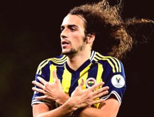 Guendouzi’den Fenerbahçe Taraftarına Çağrı: “Panik Yapmayın, Maç Maç İlerleyeceğiz”