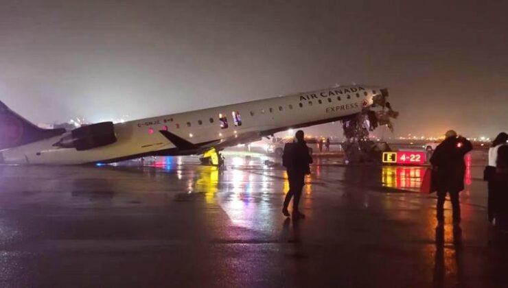 LaGuardia Havalimanı’nda Uçak ve İtfaiye Aracı Çarpıştı: 2 Pilot Hayatını Kaybetti
