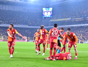 Galatasaraylı Futbolcuyu Yaralayan Taraftara Dava: “Gol Sevinciyle Rastgele Fırlattım”