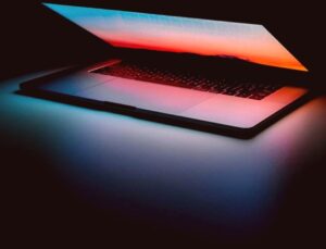 Interpol Aşk Dolandırıcılığı Ağlarını Çökertti: Binlerce IP Devre Dışı