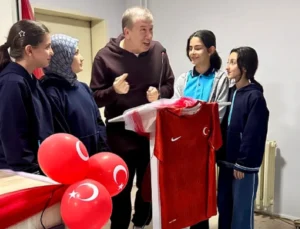 Tanju Çolak’tan Malatyalı Öğrencilere Motivasyon Dersi