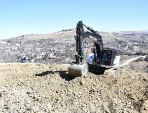 Mullakasım’da Ulaşım Ağını Güçlendirme Çalışmaları Hızlandı