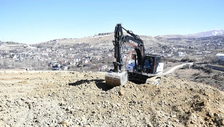 Mullakasım’da Ulaşım Ağını Güçlendirme Çalışmaları Hızlandı