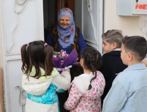 Battalgazi’de Gönül Köprüleri Bayramda Yeniden Kuruldu: Çocuklar Yaşlıları Unutmadı