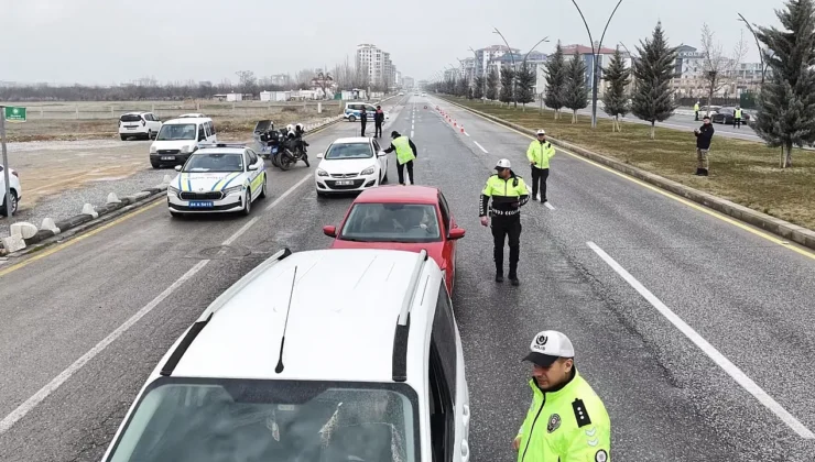 Bayram Süresince Malatya’da Trafik Denetimleri Yoğunlaştı