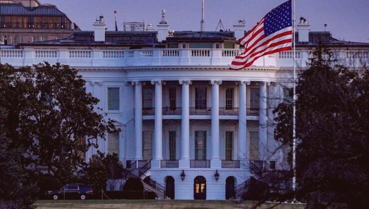 Beyaz Saray Çevresinde Güvenlik Gerginliği: Araç Bariyerleri Aştı