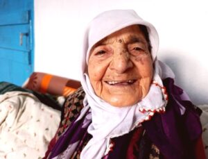 106 Yaşındaki Dudu Candan’dan Uzun Yaşam Sırları: Vahdettin Döneminden Günümüze Tanık