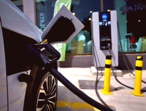 Elektrikli Araç Şarj Hizmetlerinde Yeni Dönem: Ek Ücretler Yasaklandı