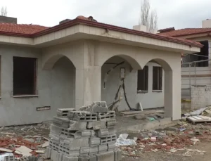 Gündüzbey Köy Evleri İnşaatı Sitenin Gölgesinde