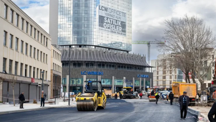 Malatya’da İnönü ve Kışla Caddeleri 30 Metrelik Prestij Bulvarlarına Dönüşüyor