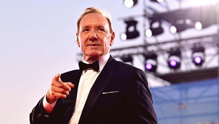 Kevin Spacey Cinsel Saldırı Davalarından Kurtuluyor: Taraflar Anlaştı