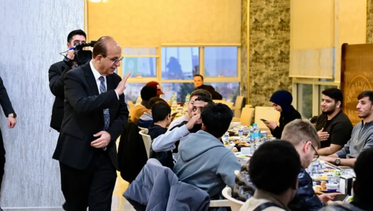 36 Ülkeden Gençler Malatya’da Ortak İftar Sofrasında Buluştu
