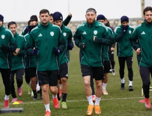 Yeşilyurtspor Play-Off Hedefiyle Niğde Deplasmanına Hazırlanıyor