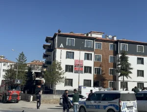 İnşaatın Zirvesinde Ücret Beklentisi: İşçiler Ödeme Olmadan İnmeyi Reddediyor